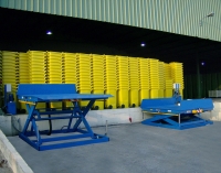 UN_879 / UN_880 Ψαλιδωτή πλατφόρμα φορτίου